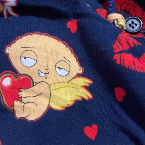 COPY - COPY - COPY - FAMILY GUY STEWIE CUPID HEARTS AND KISSES MEN’S VINTAGE ME… - Picture 8 of 10